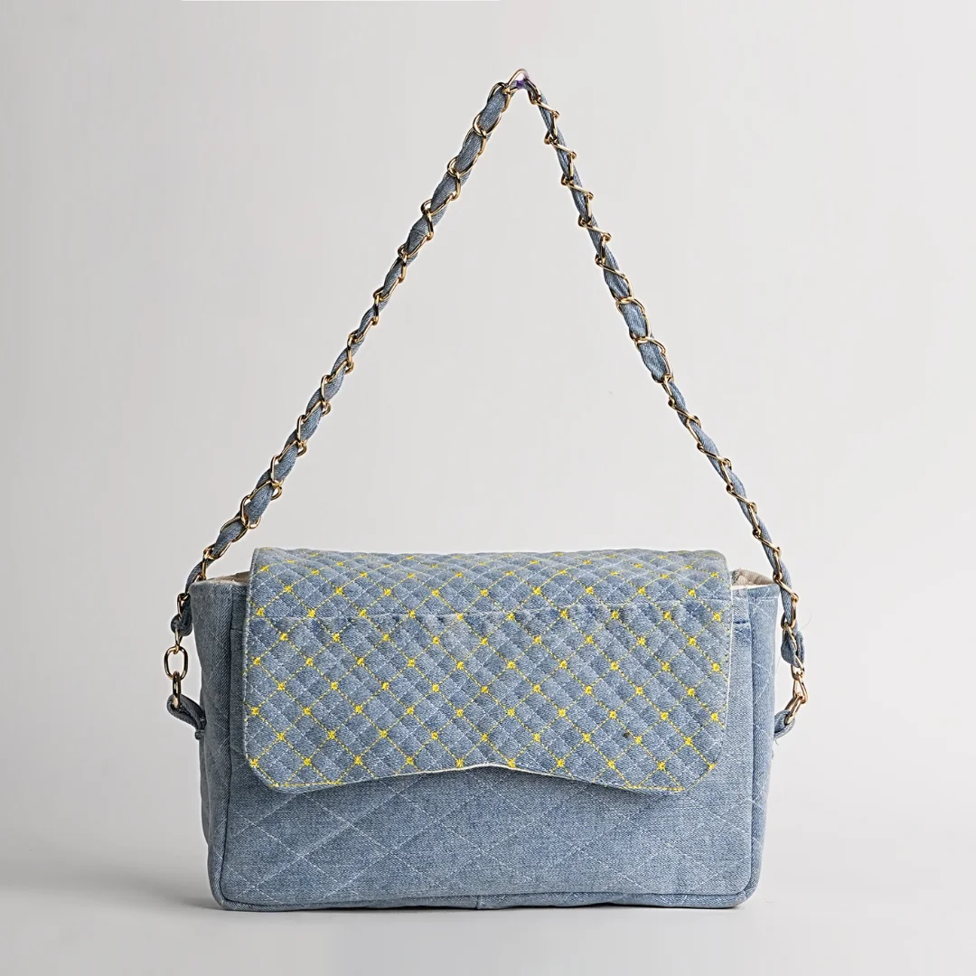 Elegant Quilted Flap Shoulder Bag